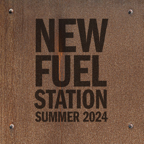 Graafinen kuva tekstillä Uusi polttoaineasema kesä 2024